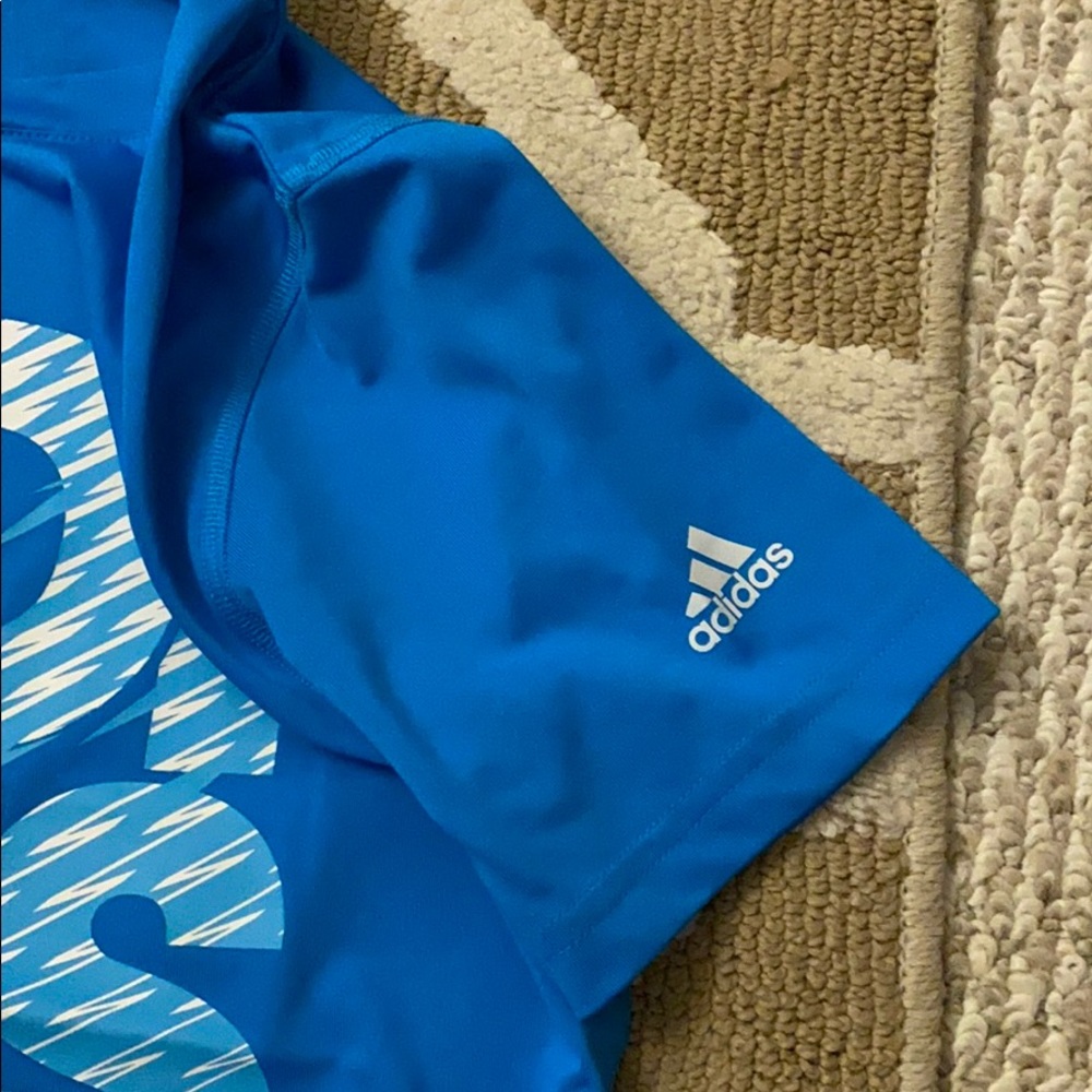 Adidas tee - Picture 3 of 3